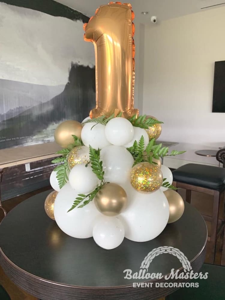 Centerpiece 21